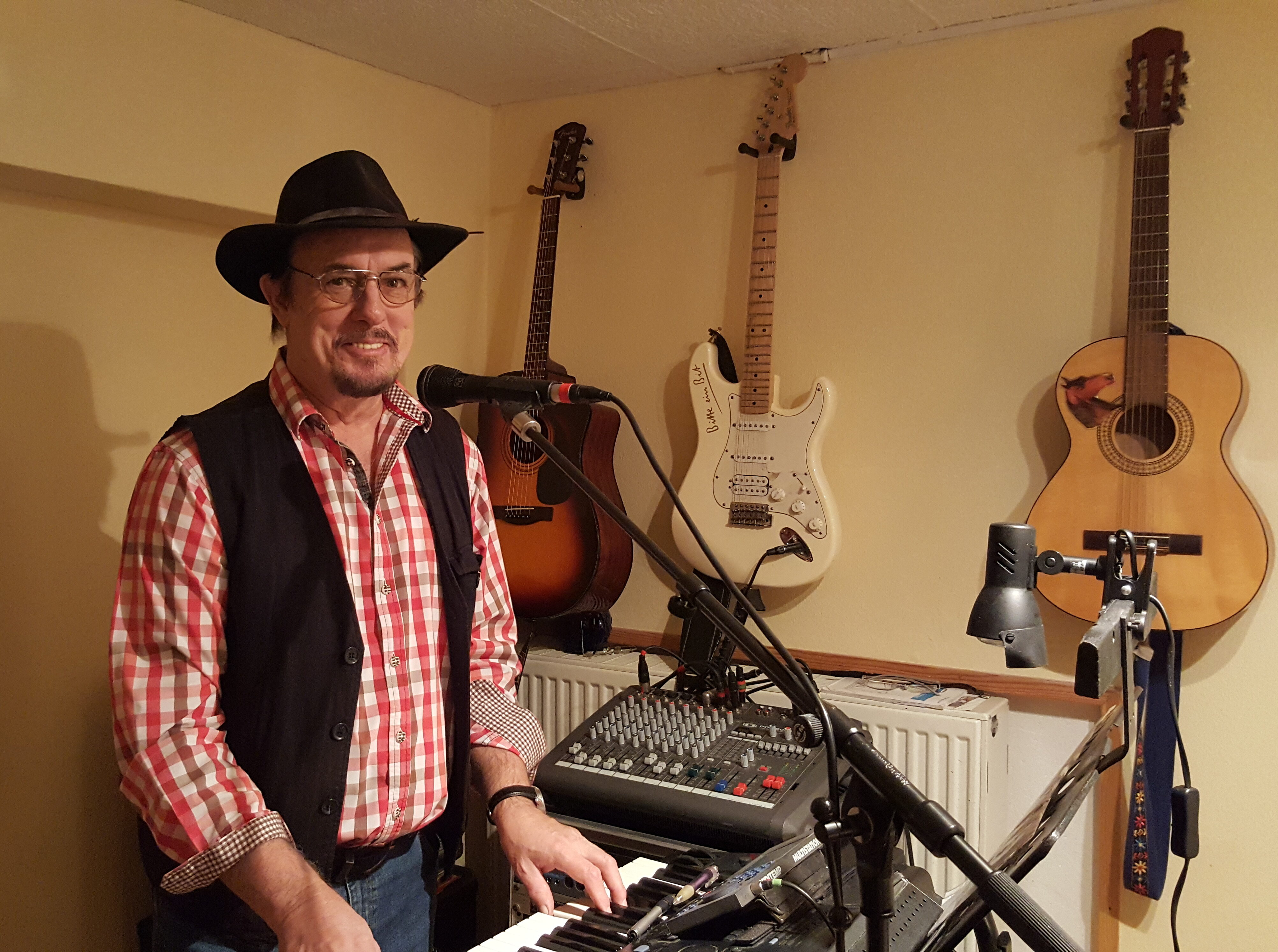 Ulli Hellmich Alleinunterhalter