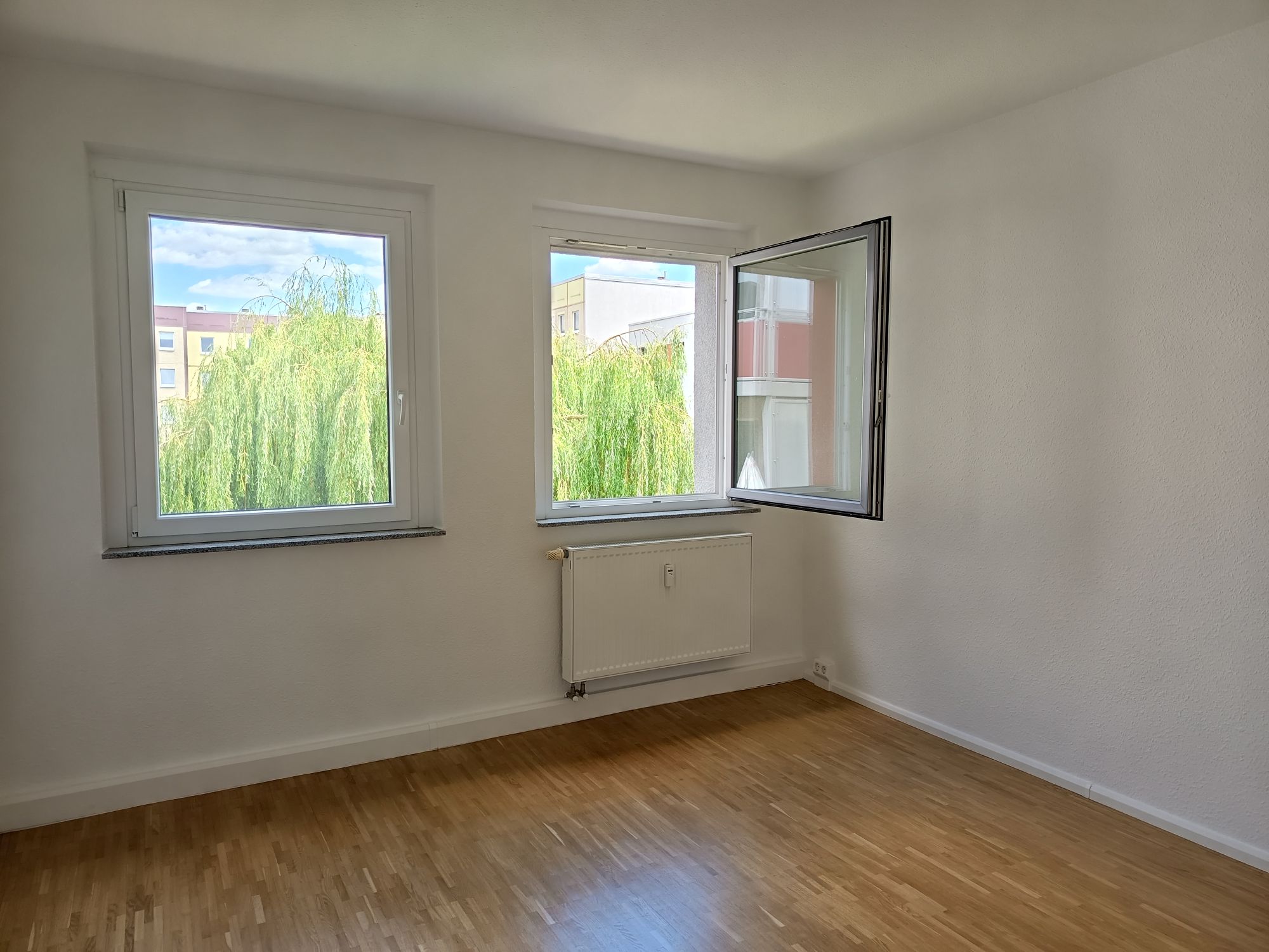 3-Raum-Wohnung - Bürgeraue 5 Schlafzimmer 3-Raum-Wohnung - Bürgeraue 5 Schlafzimmer