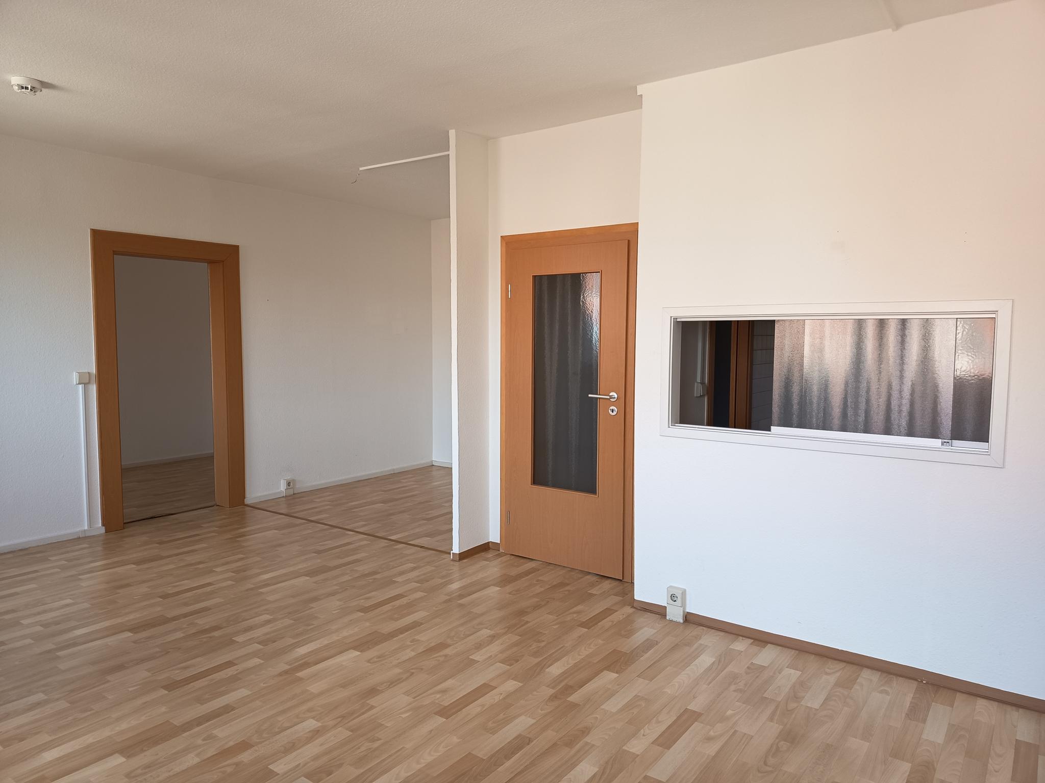 2-Raum-Wohnung - Klosterstraße 3 Wohnzimmer 2-Raum-Wohnung - Klosterstraße 3 Wohnzimmer